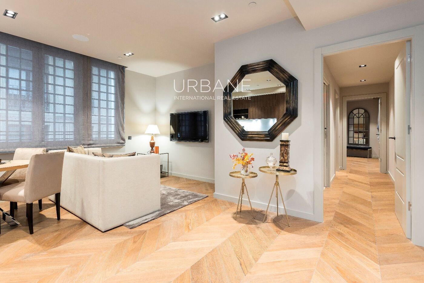 2 bedrooms Apartment in Ciutat Vella, Spain No. 104014