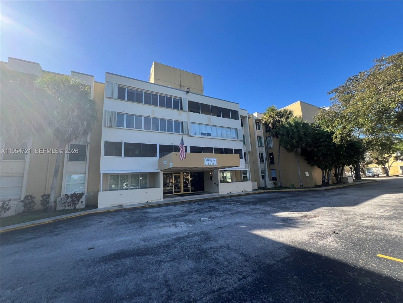 2 غرف نوم عقار تجاري في Miami, الولايات المتحدة رقم 615441