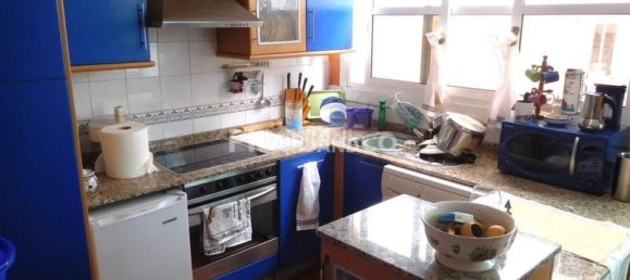 Apartamento de 3 dormitorios en La Coruña, Spain No. 161100 3