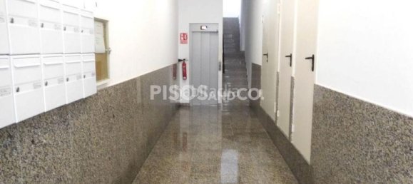 Apartamento de 3 dormitorios en La Coruña, Spain No. 161100 16