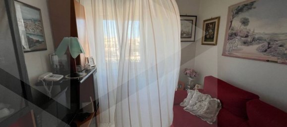3 rooms Commercial property in Bari, Italy No. 31464 12