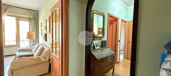 5 bedrooms Apartment in Genoa, Italy No. 77802 6