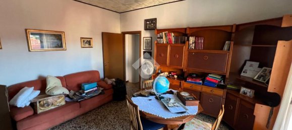 2 غرف نوم شقة في Lazzate, Italy رقم 378877 12