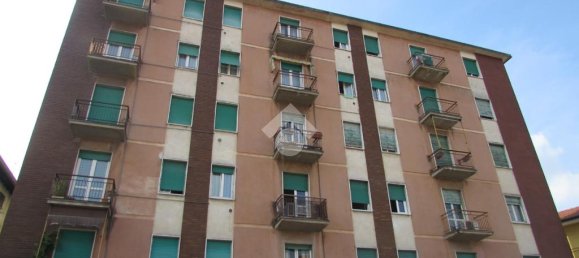 2 غرف نوم شقة في Lazzate, Italy رقم 378877 2