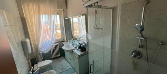 2 غرف نوم شقة في Lazzate, Italy رقم 378877 35