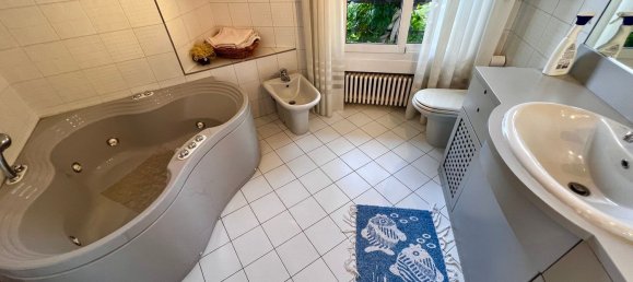 6 rooms Villa in Ivrea, Italy No. 124402 34