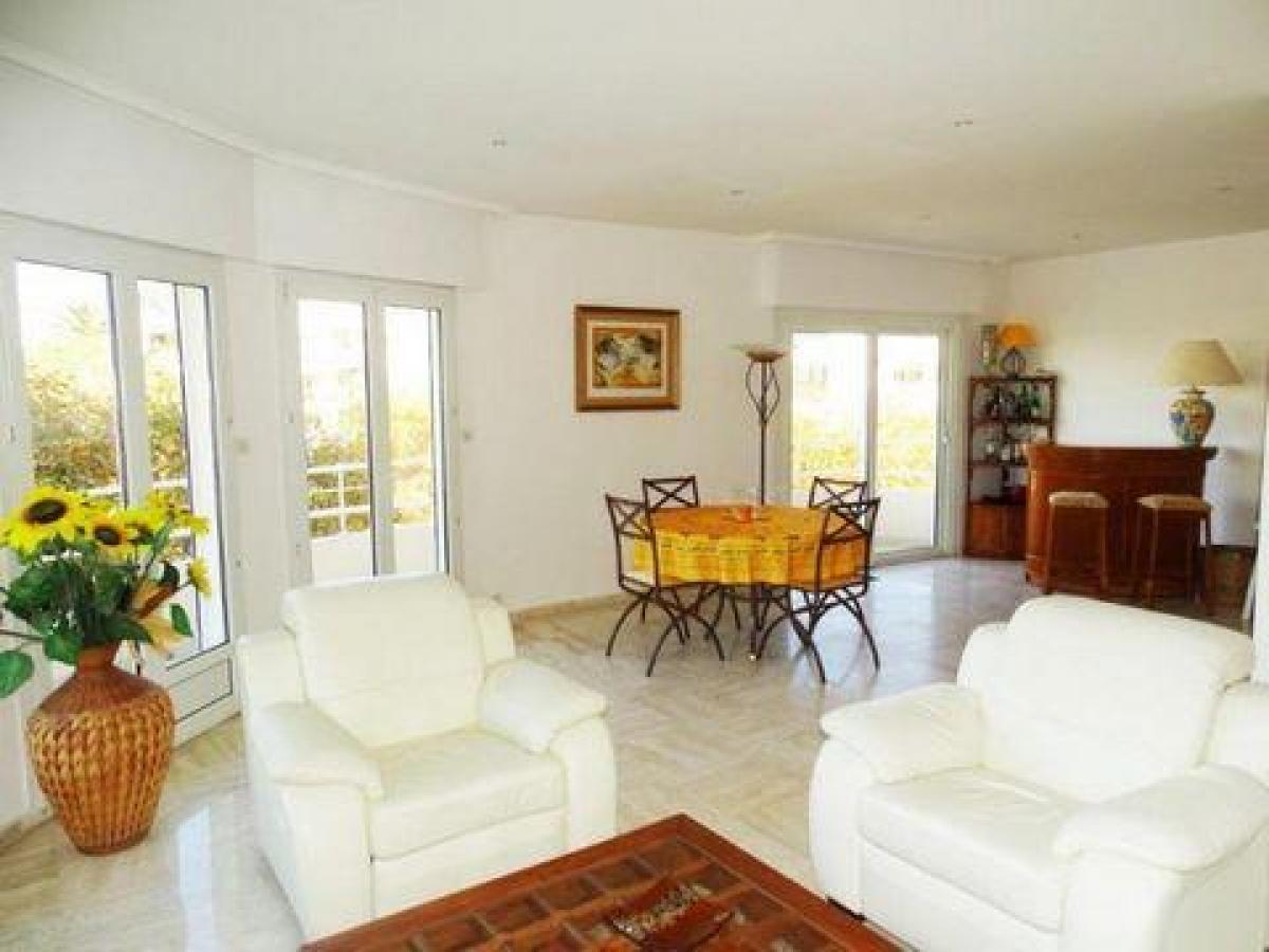 شقة 2 غرف نوم  في Cannes, France رقم 10060