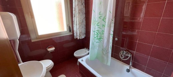 4-salle Appartement à Gorizia, Italy No. 154035 8