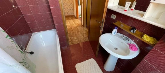 4-salle Appartement à Gorizia, Italy No. 154035 9