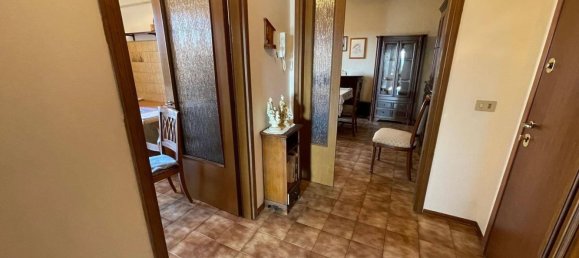 4-salle Appartement à Gorizia, Italy No. 154035 4