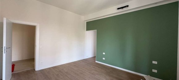 Квартира с 4 спальнями в Флоренция, Италия № 359200 17