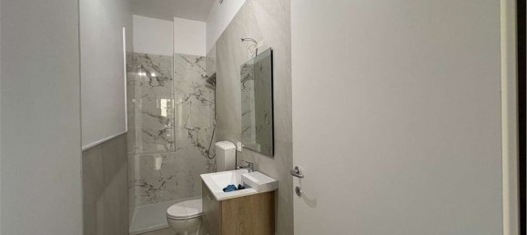 Квартира с 4 спальнями в Флоренция, Италия № 359200 27