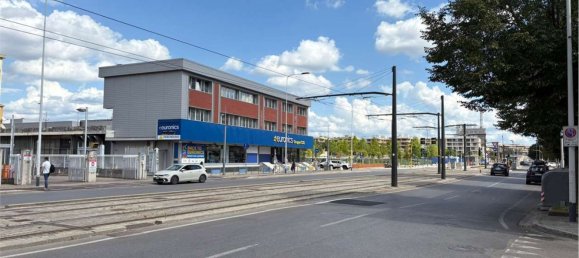 Квартира с 4 спальнями в Флоренция, Италия № 359200 32