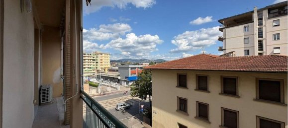 Квартира с 4 спальнями в Флоренция, Италия № 359200 9