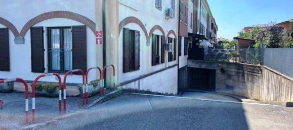18m² Garage in Castel Rozzone, Italy No. 288079 2
