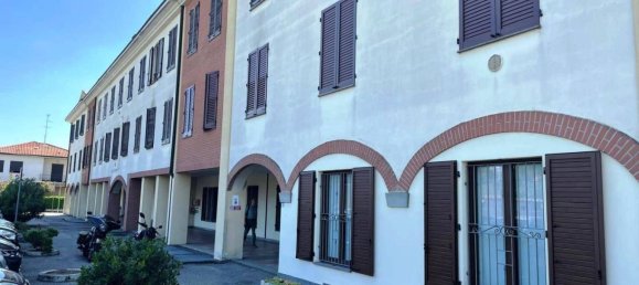 18m² Garage in Castel Rozzone, Italy No. 288079 6