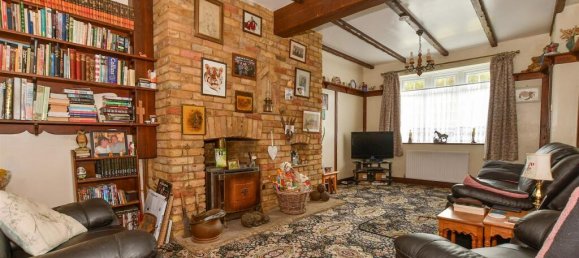 3 bedrooms House in Essex, United Kingdom No. 3966 4