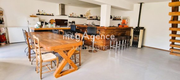 3 bedrooms House in Sainville, France No. 226374 2