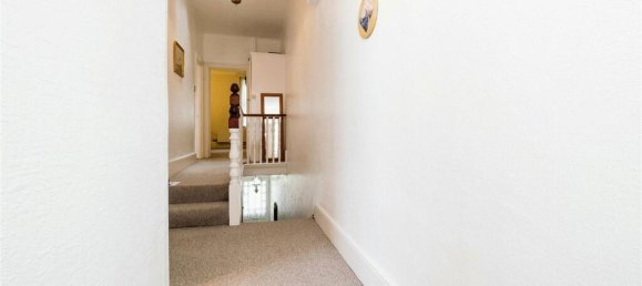 4 Schlafzimmer Haus in East Ham, United Kingdom, Nr. 11385 12