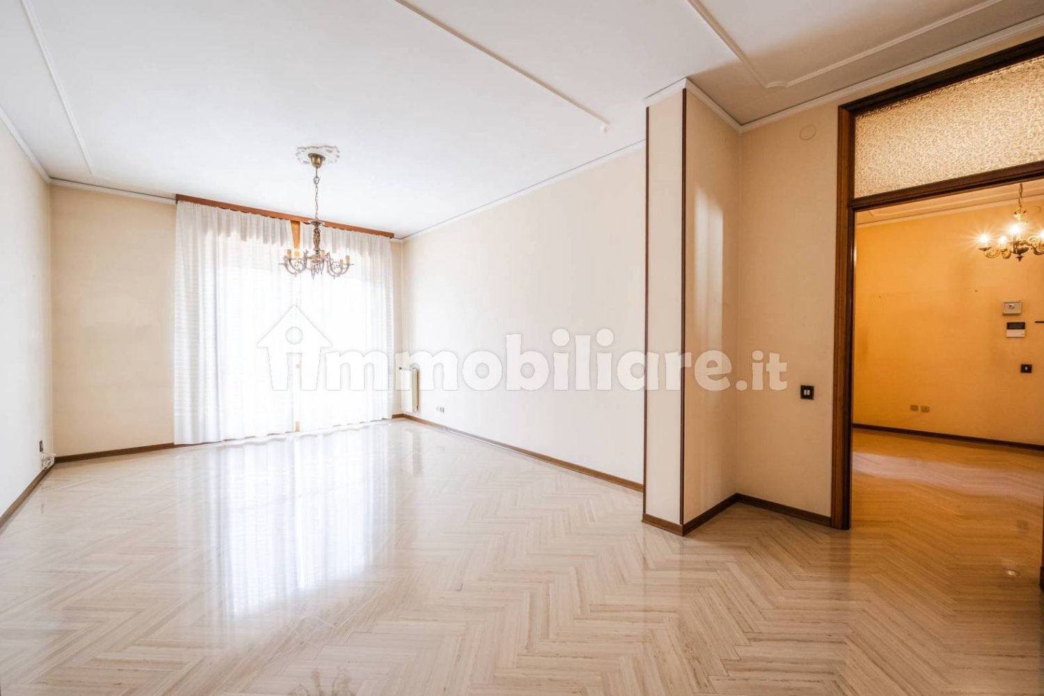 2 bedrooms Apartment in Modena, Italy No. 62503