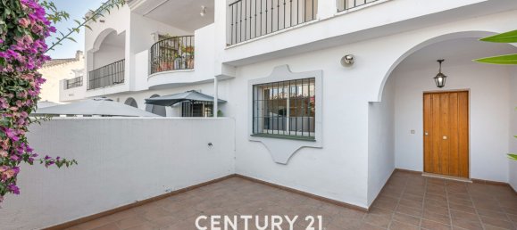 4 bedrooms Townhouse in Marbella, Spain No. 137240 2