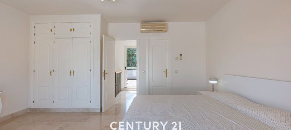 4 bedrooms Townhouse in Marbella, Spain No. 137240 26