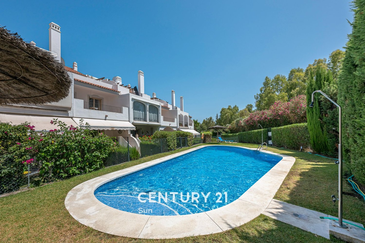 4 bedrooms Townhouse in Marbella, Spain No. 137240