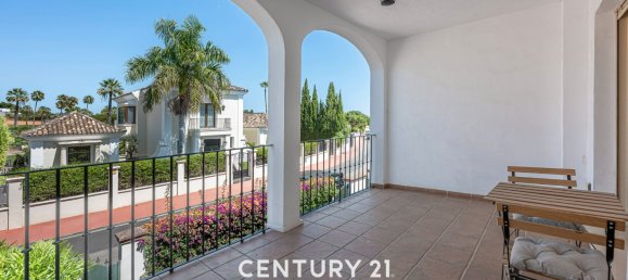 4 bedrooms Townhouse in Marbella, Spain No. 137240 18