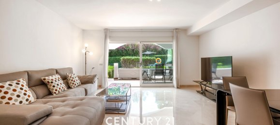 4 bedrooms Townhouse in Marbella, Spain No. 137240 6