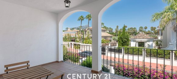 4 bedrooms Townhouse in Marbella, Spain No. 137240 17