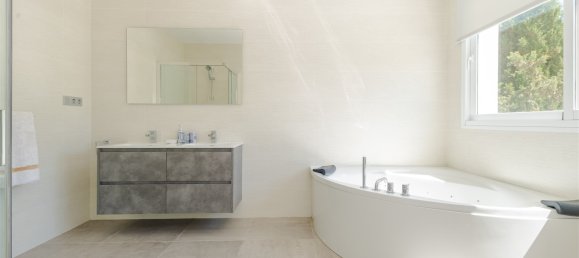 Вилла с 7 спальнями в Марбелья, Испания № 80863 11