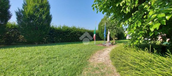 798m² Land in Colorno, Italy No. 63741 12