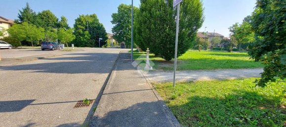 798m² Land in Colorno, Italy No. 63741 15