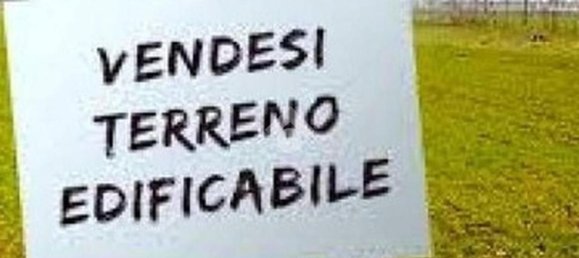 798m² Land in Colorno, Italy No. 63741 2