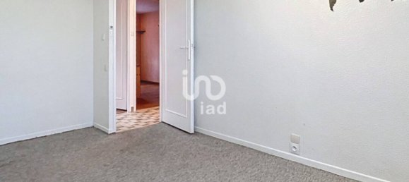 4 bedrooms Villa in Bourges, France No. 51640 11