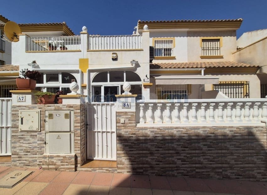 Moradia em banda T3 em Alicante, Spain N.º 174656