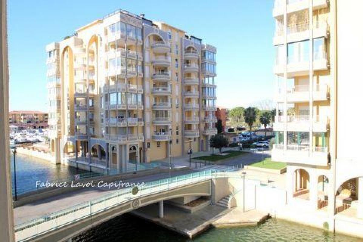 شقة 3 غرف نوم  في Lattes, France رقم 32701