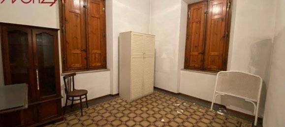 4 bedrooms Villa in Lucca, Italy No. 70400 20