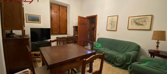 4 bedrooms Villa in Lucca, Italy No. 70400 33