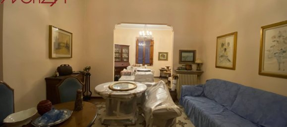 4 bedrooms Villa in Lucca, Italy No. 70400 34