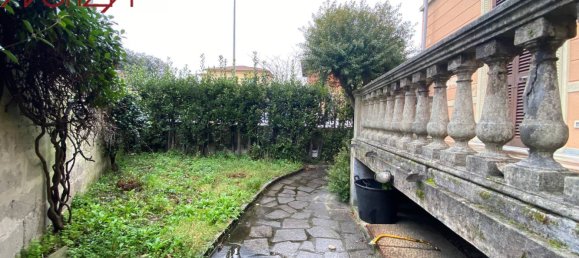 4 bedrooms Villa in Lucca, Italy No. 70400 32