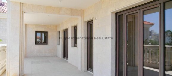 Villa de 5 dormitorios en Oroklini, Cyprus No. 971 19