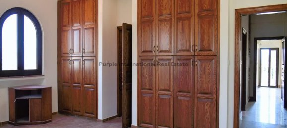 Villa de 5 dormitorios en Oroklini, Cyprus No. 971 11