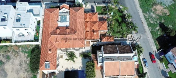 Villa de 5 dormitorios en Oroklini, Cyprus No. 971 2