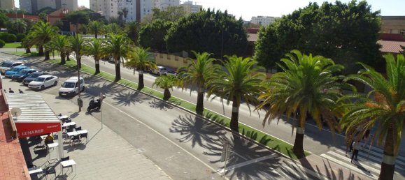 Apartamento de 3 dormitorios en Cádiz, Spain No. 173566 14