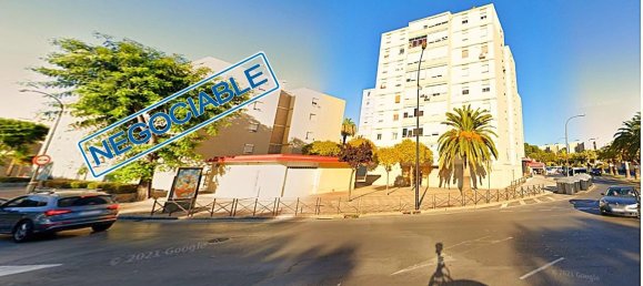 Apartamento de 3 dormitorios en Cádiz, Spain No. 173566 2