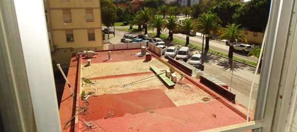 Apartamento de 3 dormitorios en Cádiz, Spain No. 173566 29