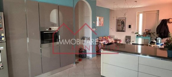 3 bedrooms Villa in Camaiore, Italy No. 325564 7