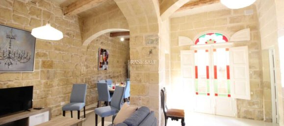 Moradia em banda T3 em Zabbar, Malta N.º 8043 6