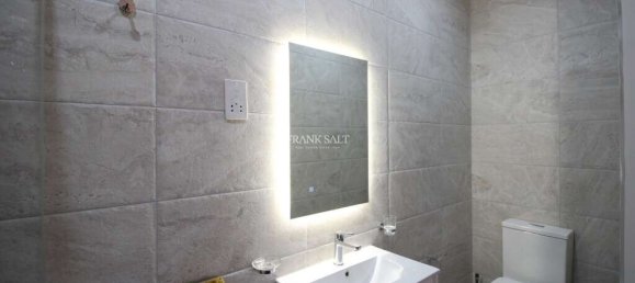 Moradia em banda T3 em Zabbar, Malta N.º 8043 26